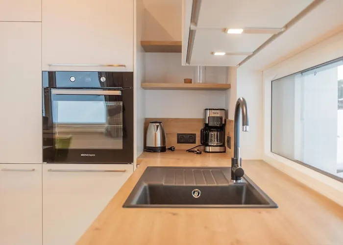 Aparthaus Alpenzauber Appartement *